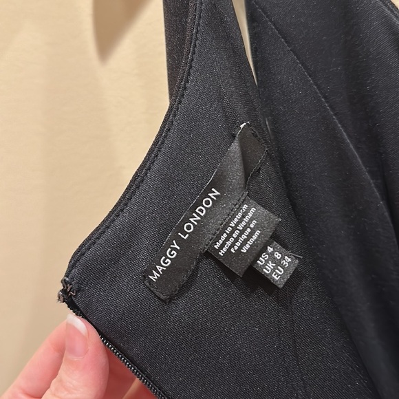 MAGGY LONDON crepe cocktail dress - Picture 5 of 8